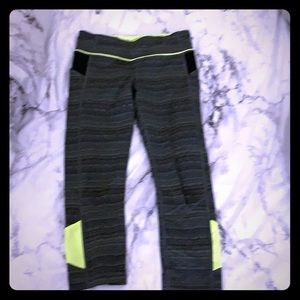 Lululemon workout 7/8 pants